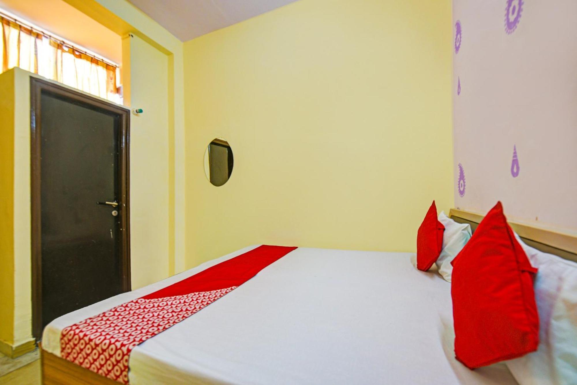 Hotel O Aj Star Hotel Faridabad Bagian luar foto